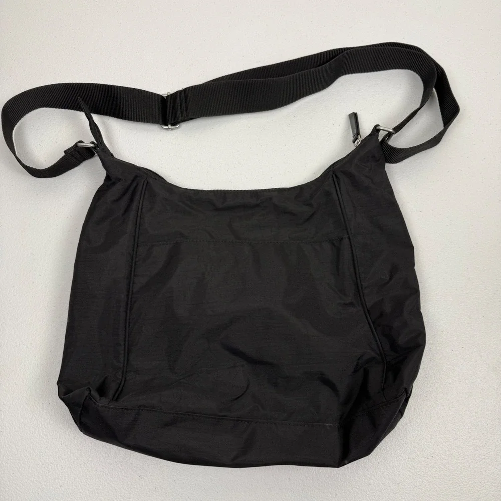 Baggallini Black‎ Nylon Crossbody Bag Hobo Shoulder Messenger Travel Purse